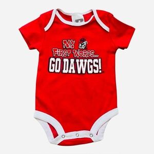 Russell R casual red one piece Unisex 3-6 M white trim snaps graphic design